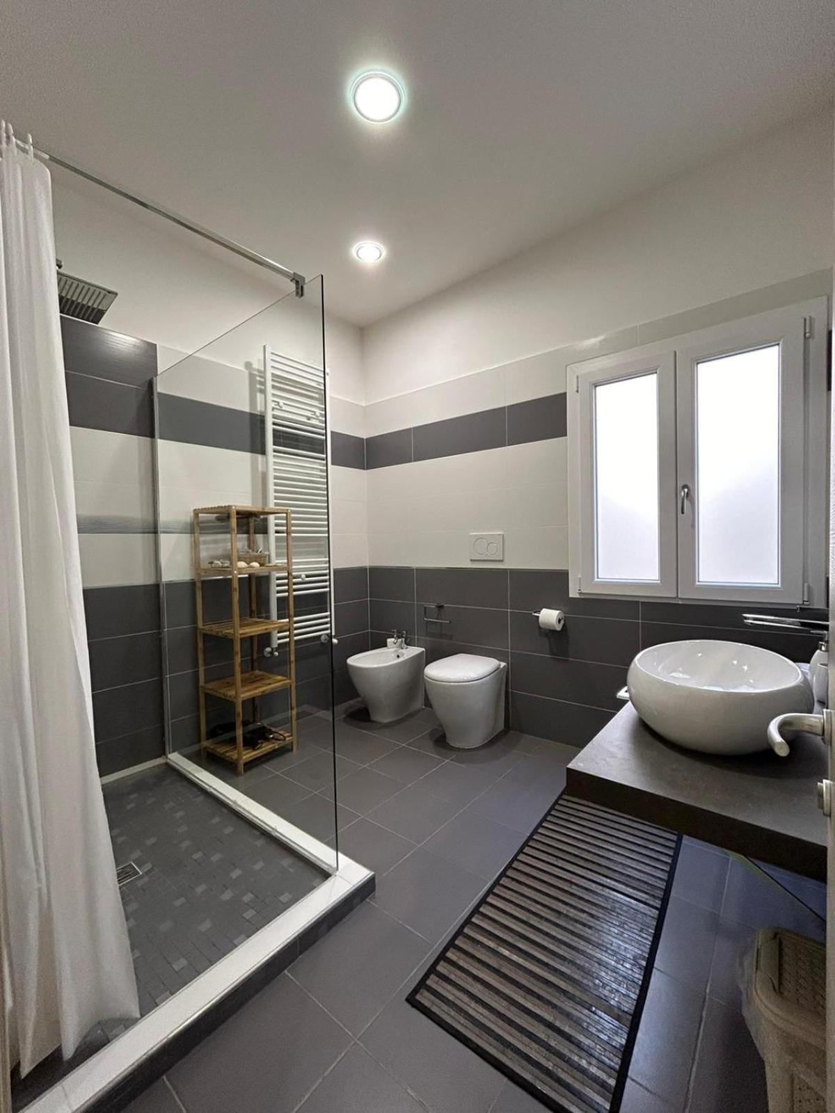 Vanilla Rooms 2 卡利亚里 外观 照片